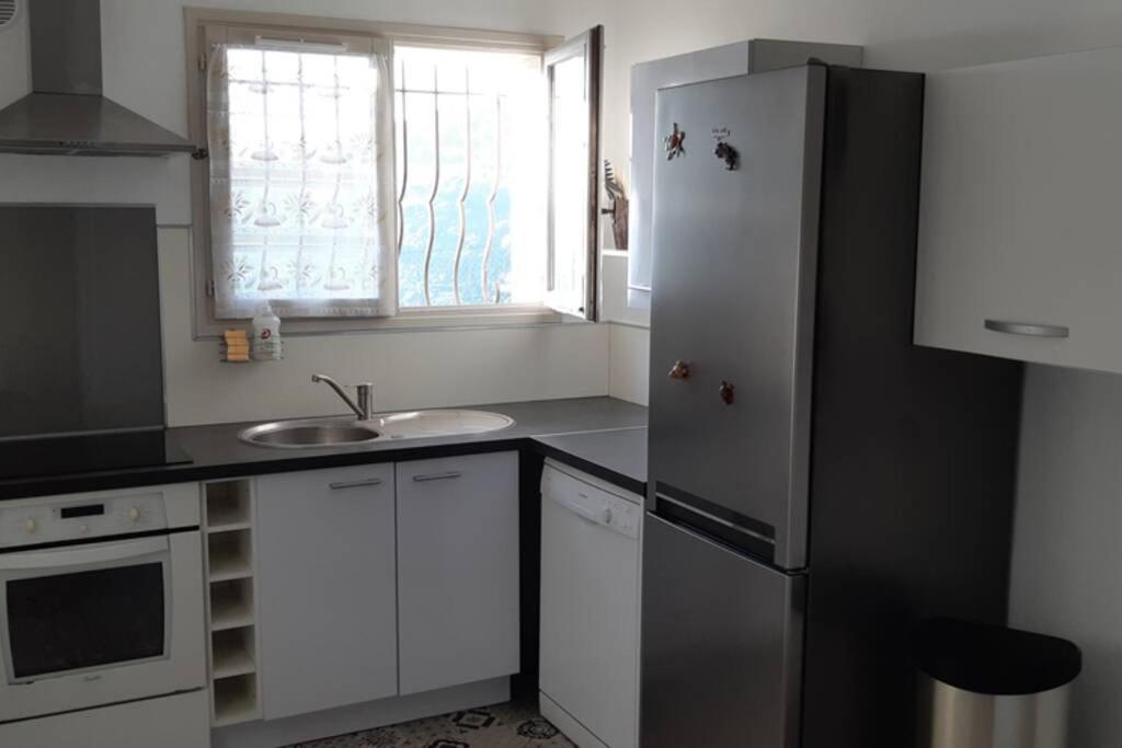 Appartement spacieux et chaleureux à Grasse Esterno foto