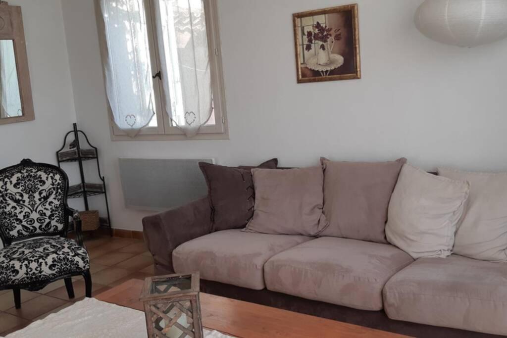 Appartement spacieux et chaleureux à Grasse Esterno foto