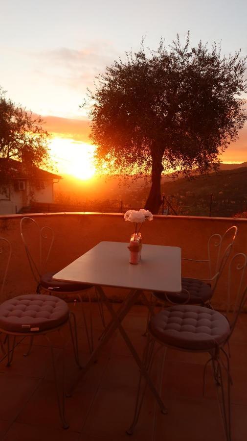 Appartement spacieux et chaleureux à Grasse Esterno foto